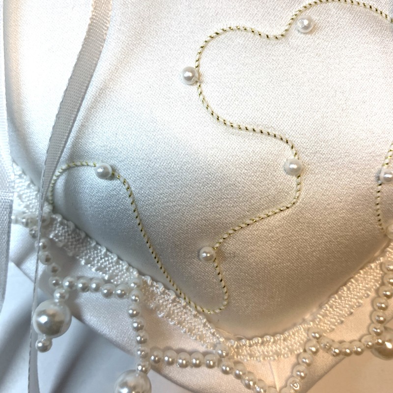 Coussin mariage perles