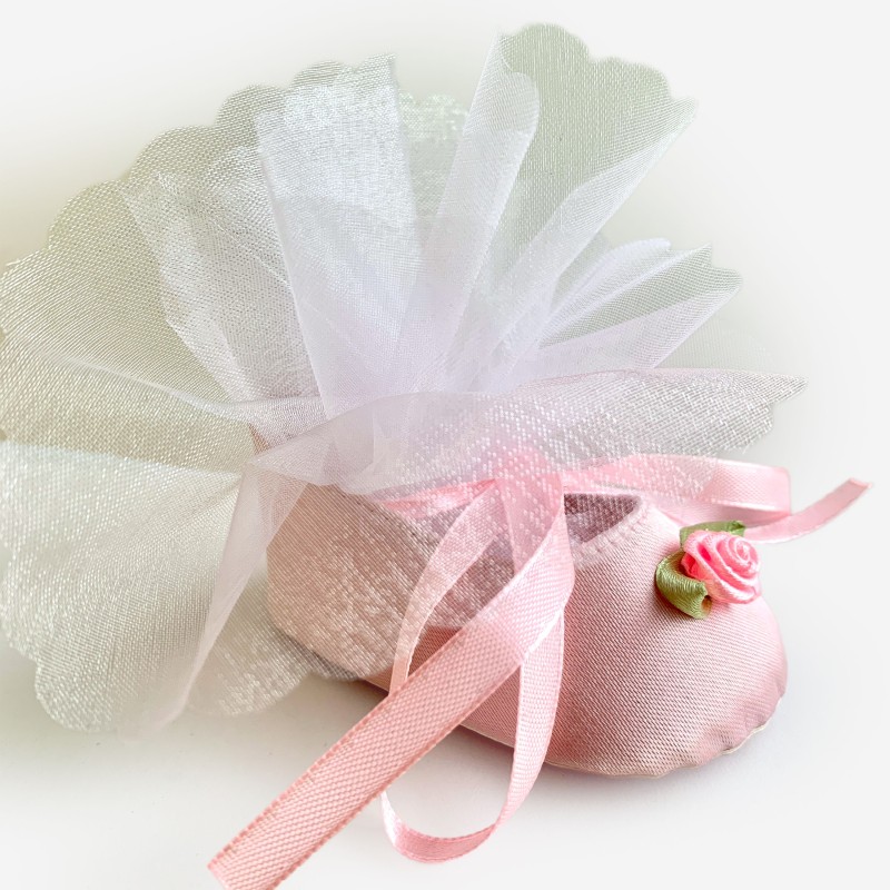 22 Chausson rose satin baptêmes