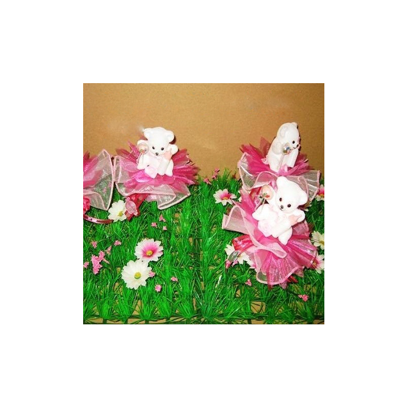 Nounous avec hochet et biberon