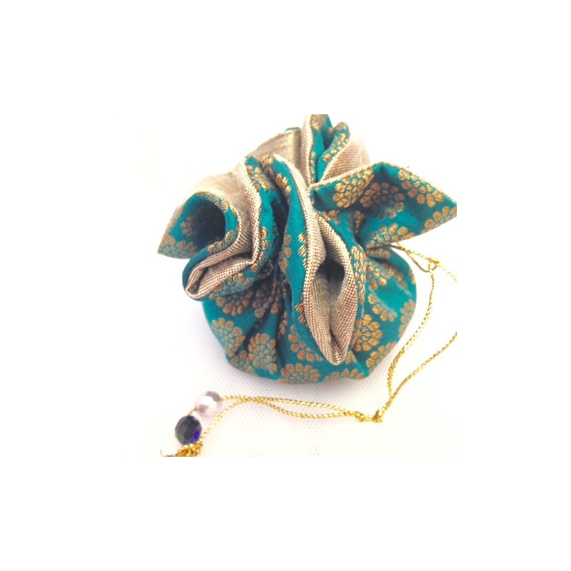 Aumônière mariage gotheri