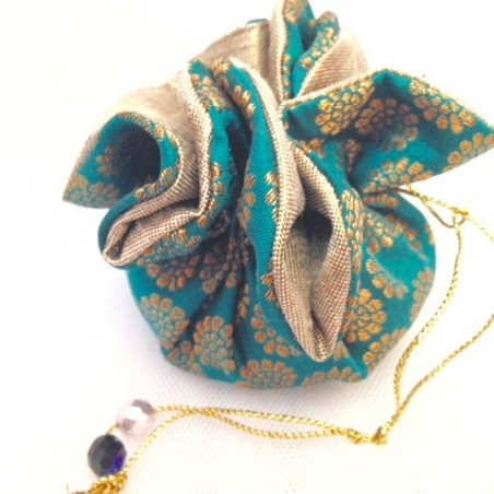 Aumônière mariage gotheri