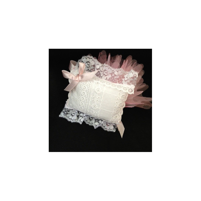 Mini oreiller broderie anglaise