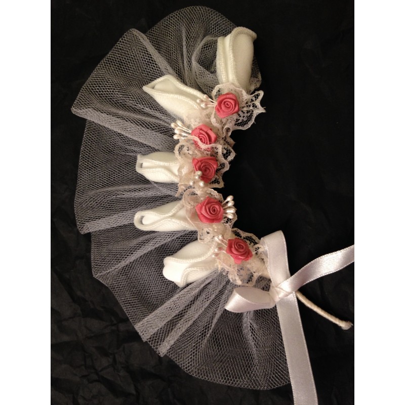 éVantail de mini roses et dragées