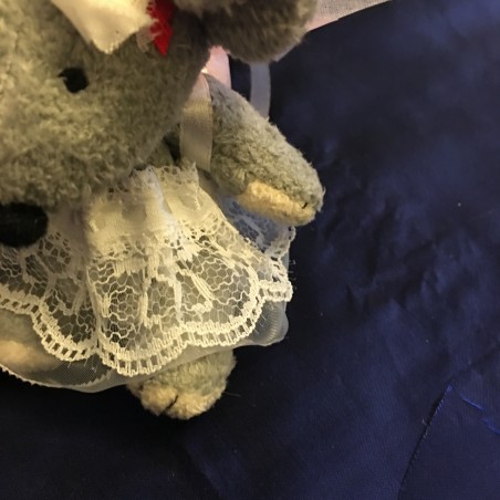 Souri gris porte clés 