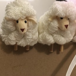 11 petits moutons sur tige