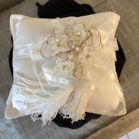 Mariage coussin perles porte alliances